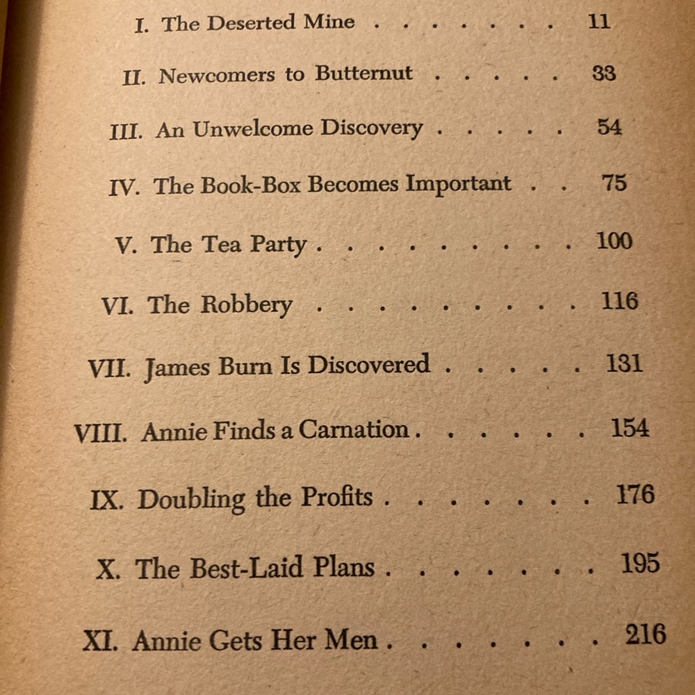 Title: Little Orphan Annie and the Gila Monster Gang
Author/Editor: Harold Gray - Picture 5 of 8